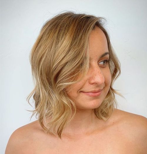 Blonde Bob with Easy Waves