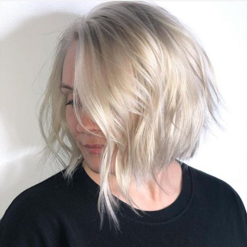 Voluminous Layered Bob for Thin Hair