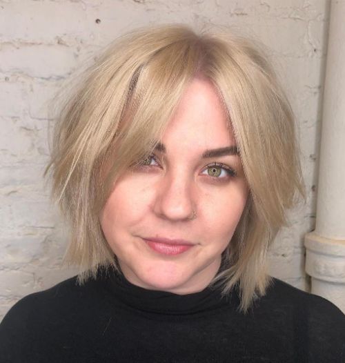 Shaggy Bob Cut for Round Face