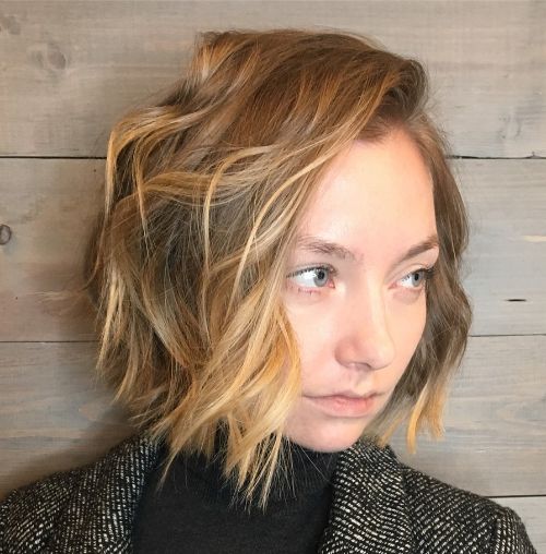 Chic Choppy Bob with Waves